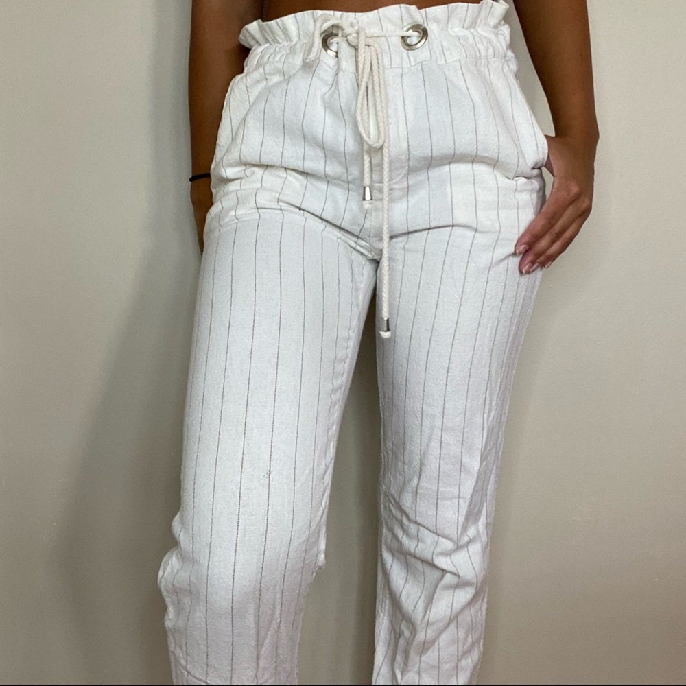 URBAN OUTFITTERS cuffed ankle trousers